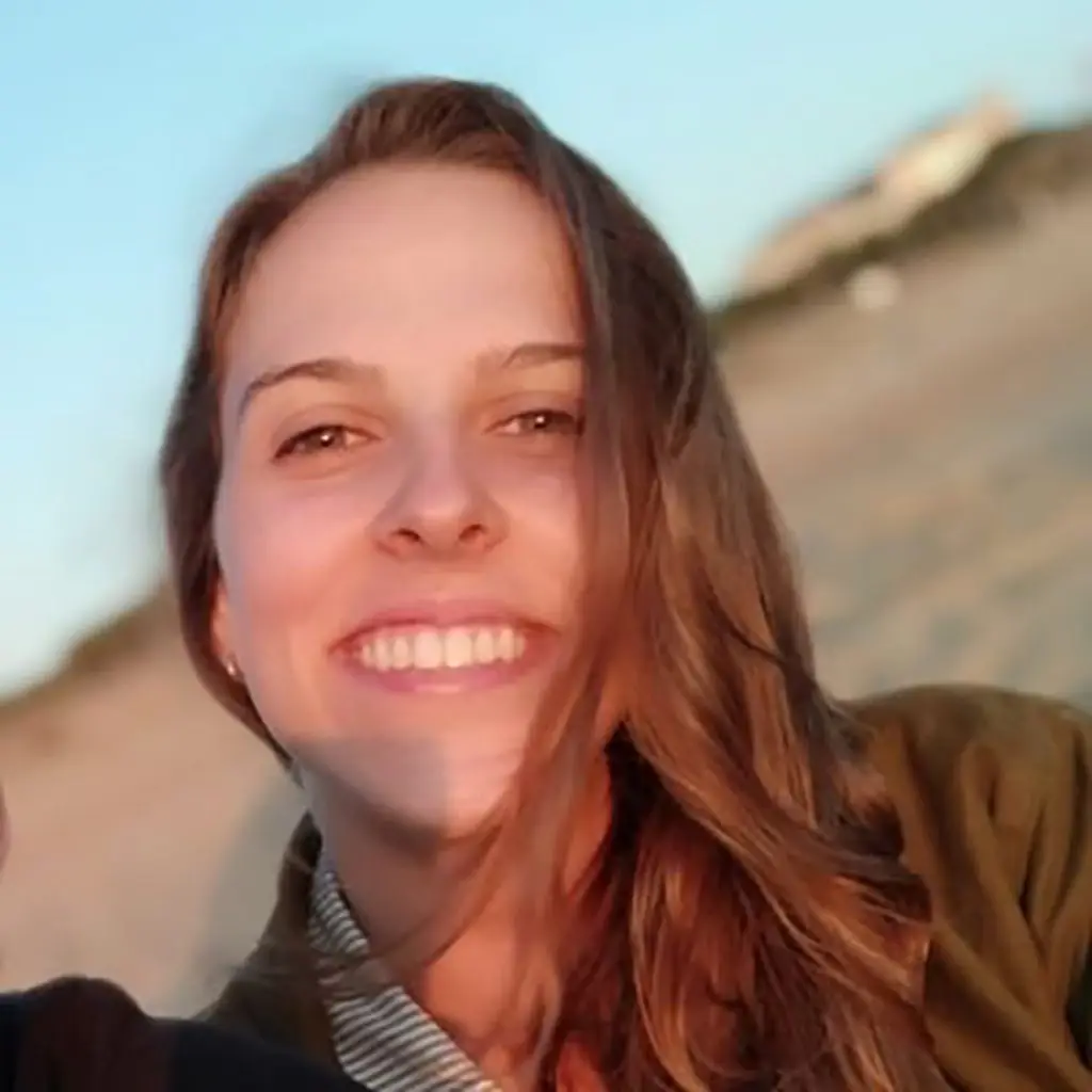 Portrait du conférencier Jeanne minvielle moncla. La paradcntité : le cauchemar pour le lobby des soupes